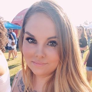 Meet your Posher, Salina